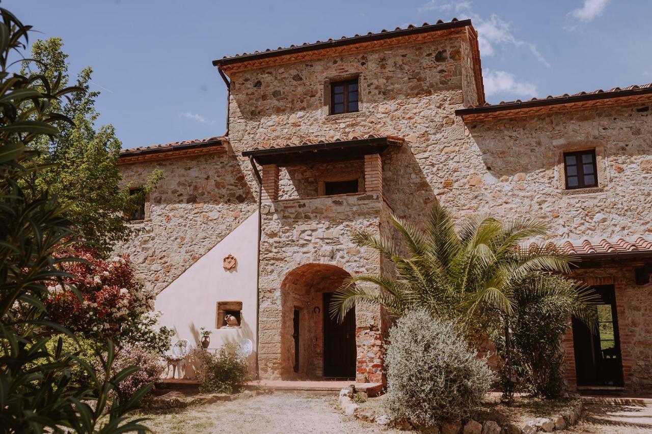 Agriturismo Lucertola Montecatini Val di Cecina Buitenkant foto