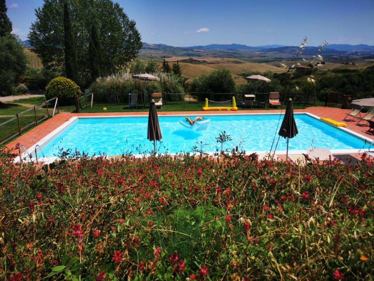 Agriturismo Lucertola Montecatini Val di Cecina Buitenkant foto